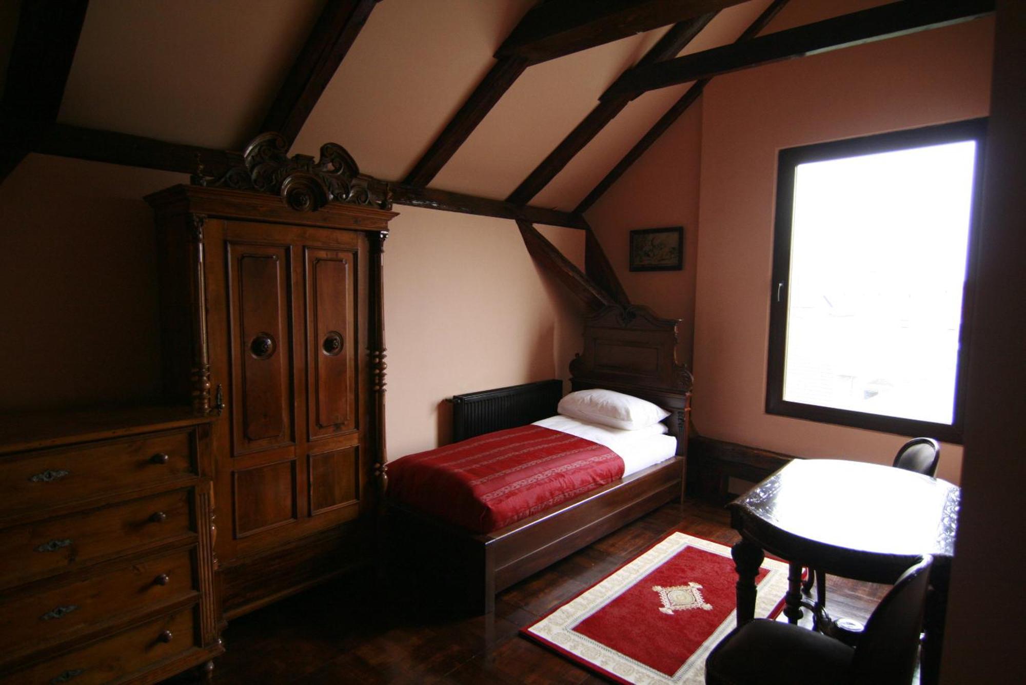 Hotel Poesis Сату-Маре Екстер'єр фото