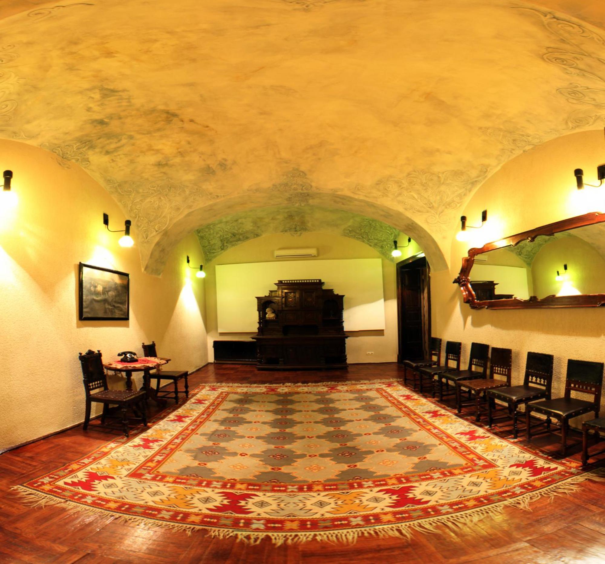 Hotel Poesis Сату-Маре Екстер'єр фото