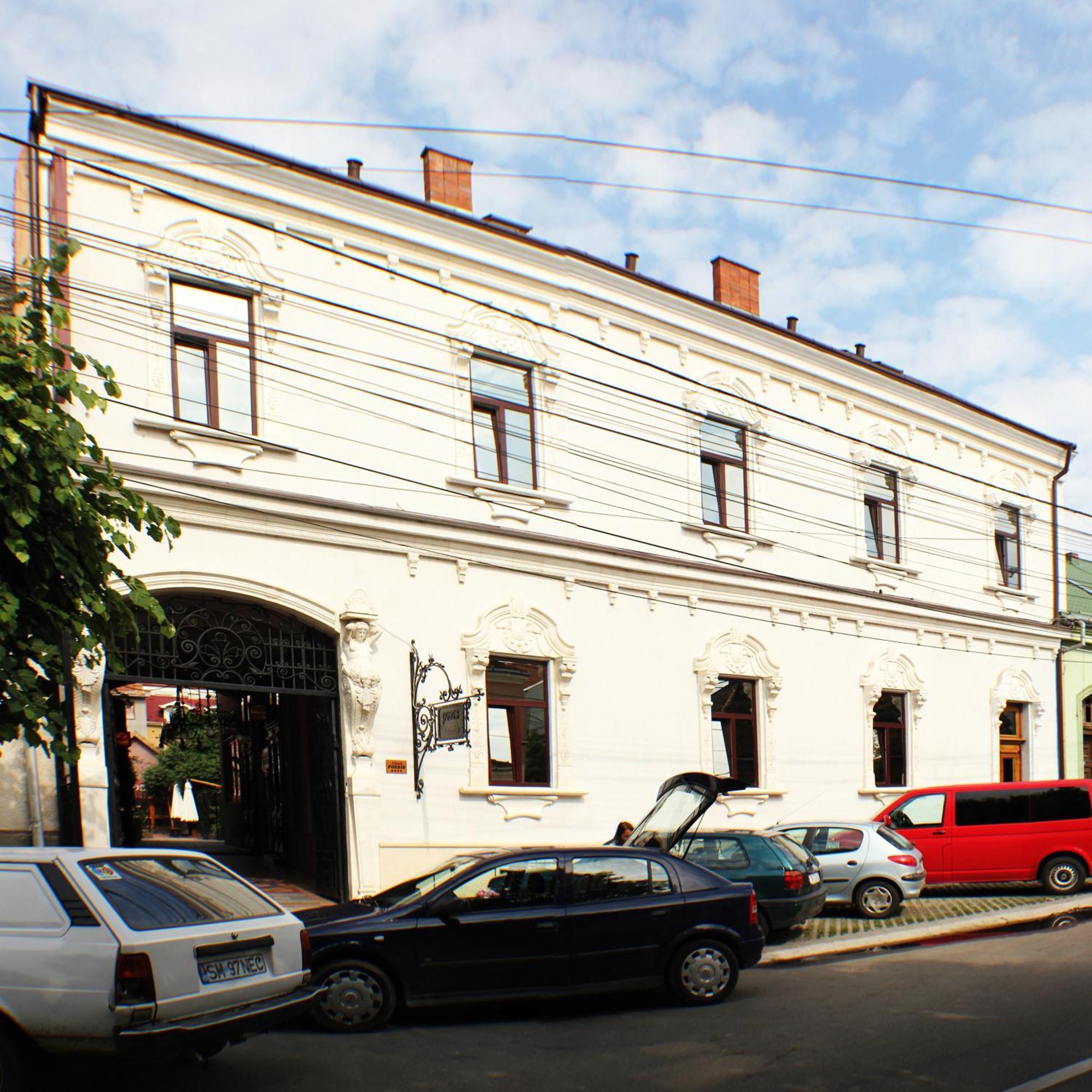 Hotel Poesis Сату-Маре Екстер'єр фото